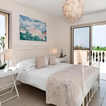 Dream Escape To Agios Georgios, Peyia パ フォス