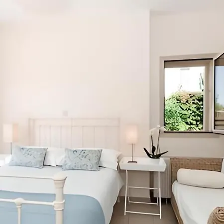 Вилла Dream Escape To Agios Georgios, Peyia