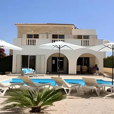Dream Escape To Agios Georgios, Peyia Villa
